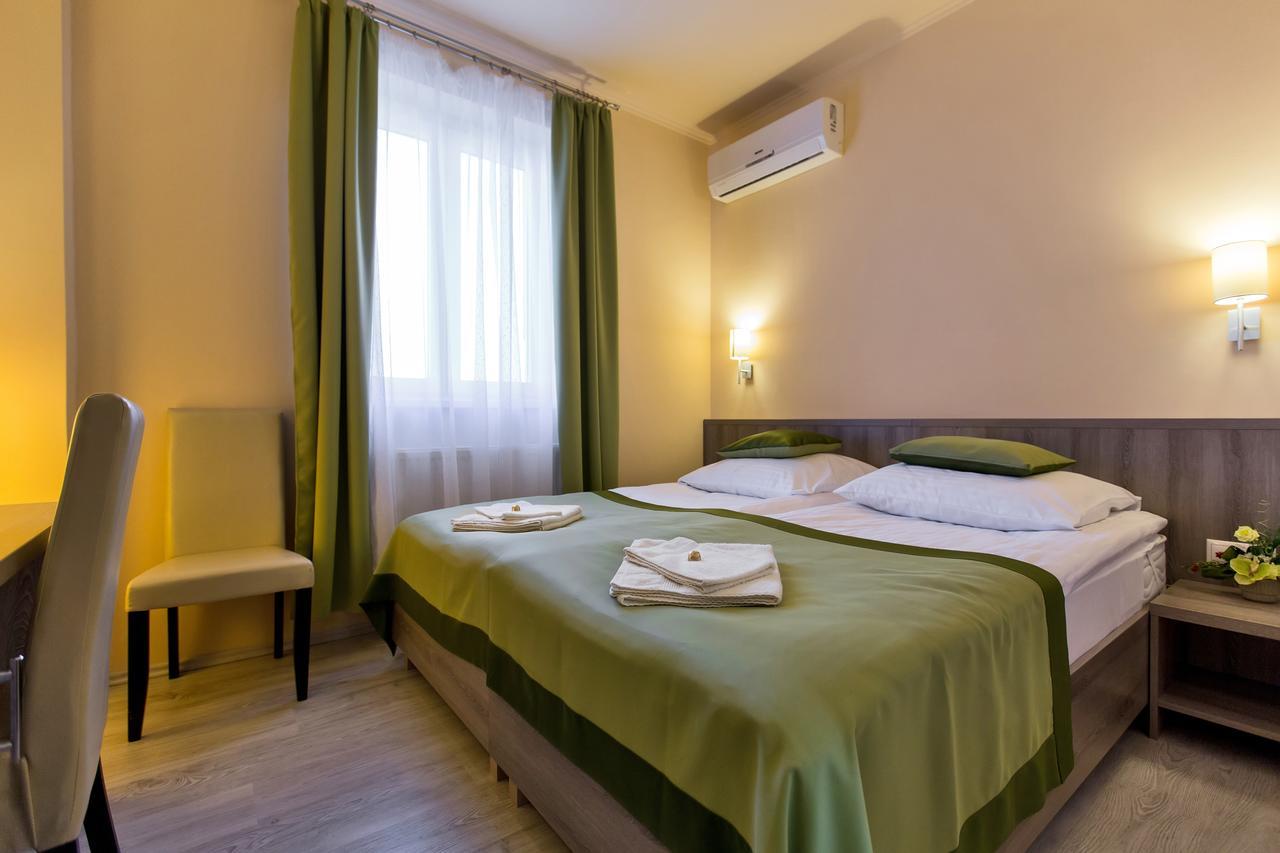 Kentaur Lovaspanzió Hódmezővásárhely Exterior foto